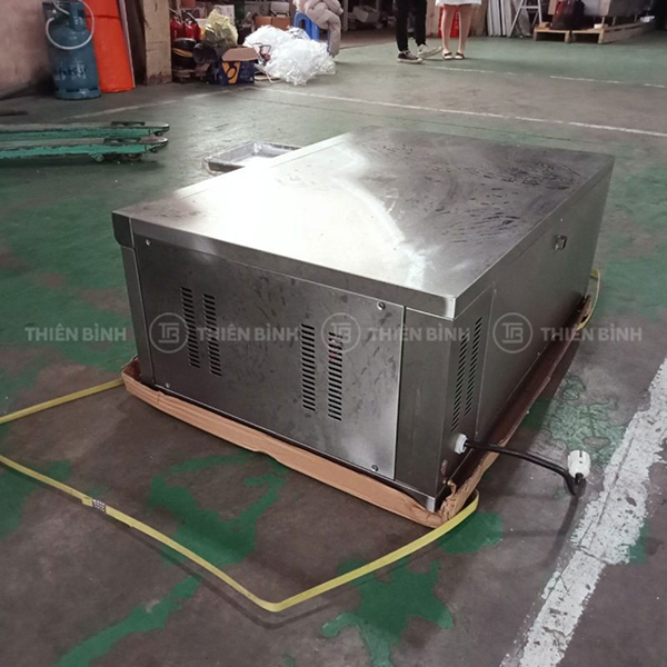 Lò nướng 1 tầng 1 khay Berjaya BJY-E3KW-1BD 5 Lò nướng Berjaya BJY-E3KW có khe thoát nhiệt