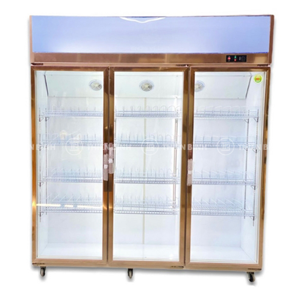 Tủ mát trưng bày 3 cánh (Coil) máy nén trên Snow Village LC-1800H