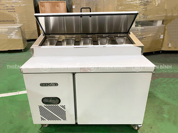 Bàn pizza Berjaya BS1D/PCF4/Z 3 Ảnh bàn pizza Berjaya BS1D/PCF4/Z