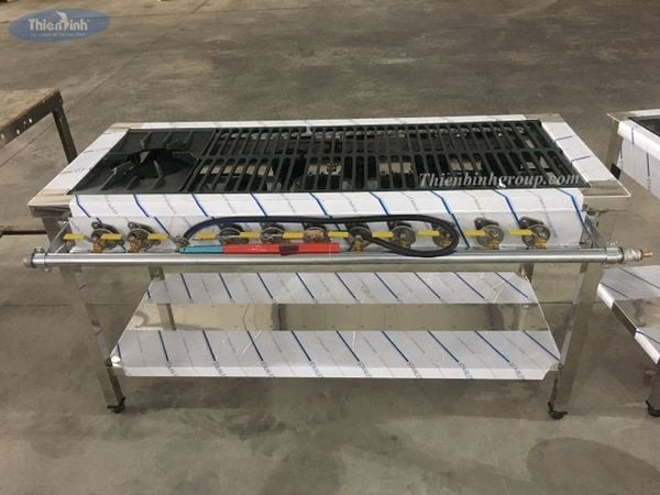 Bếp gas công nghiệp 1 họng lớn 8 họng nhỏ 2 Bếp gas công nghiệp 1 họng lớn 8 họng nhỏ