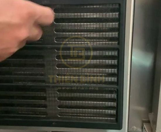 Bàn mát salad Hoshizaki RTWH186LS4-GNT 3 Hoshizaki RTWH186LS4-GNT