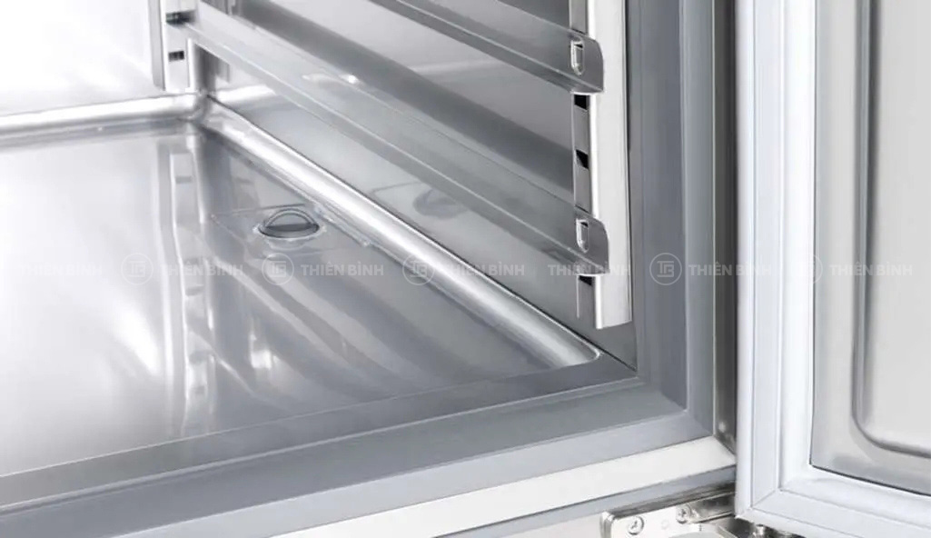 Bàn mát salad Hoshizaki RTWH126LS4-GNT 4 Khoang bàn mát salad Hoshizaki RTWH126LS4-GNT