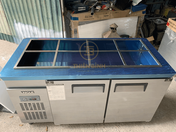 Bàn mát Salad UNIQUE UDS-15RBDR 3 UNIQUE UDS-15RBDR