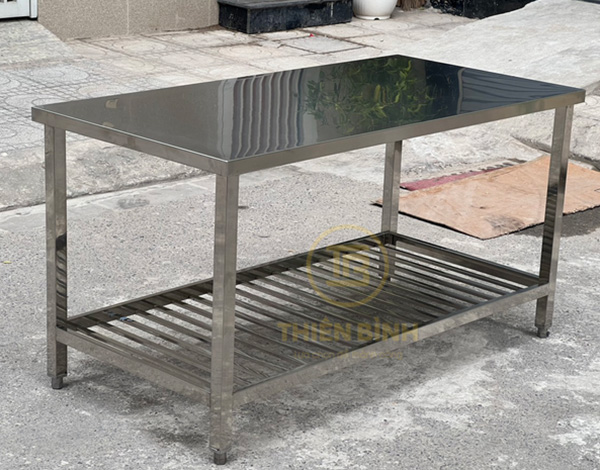 Bàn ra đồ có giá nan dưới 3 Ảnh bàn ra đồ có giá nan dưới