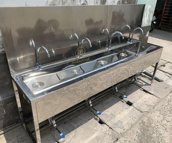 Bồn rửa tay inox có van chân đạp nước 2 Ảnh bồn rửa tay inox có van chân đạp nước