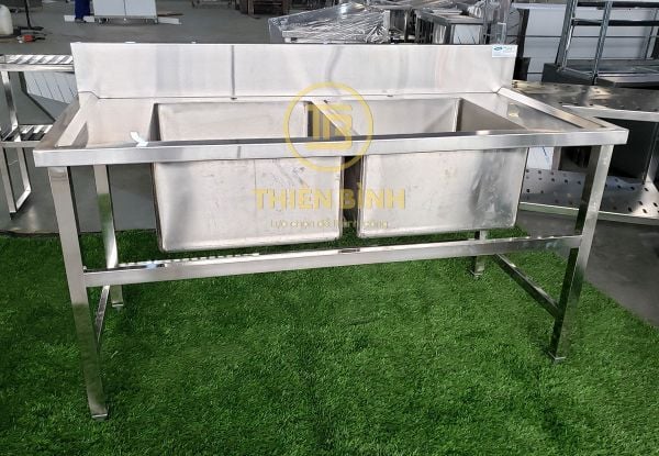 Chậu rửa inox đôi có hố chậu to 2 Ảnh chậu rửa inox đôi có hố chậu to