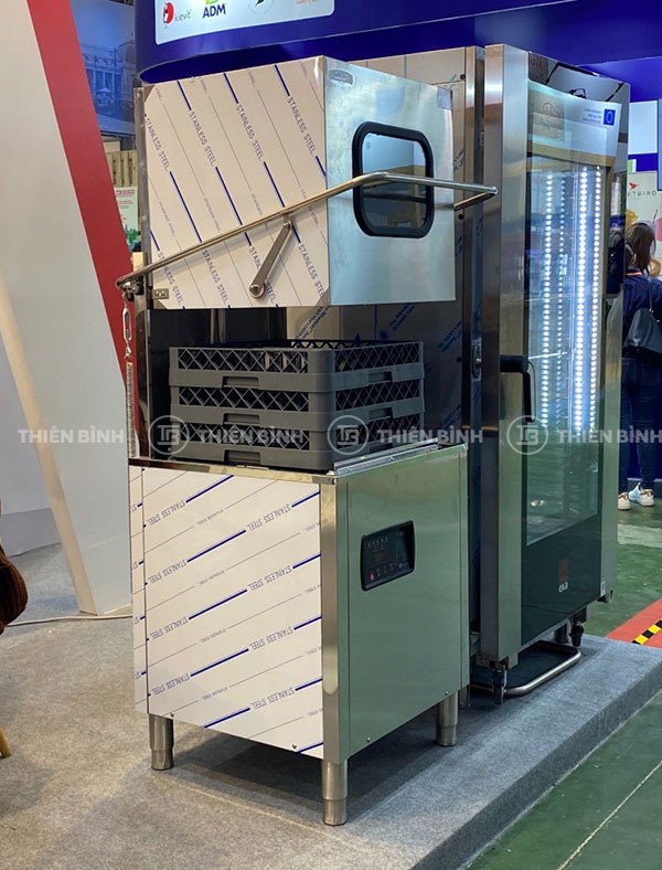 Máy rửa bát công nghiệp Turbo Max TBM-3080 3 Ảnh máy rửa bát công nghiệp Turbo Max TBM-3080