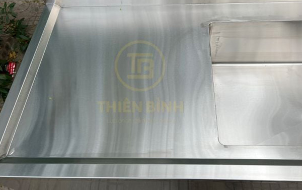 Chậu rửa inox đơn có bàn lệch trái 8 Chậu rửa inox đơn có bàn lệch trái rộng