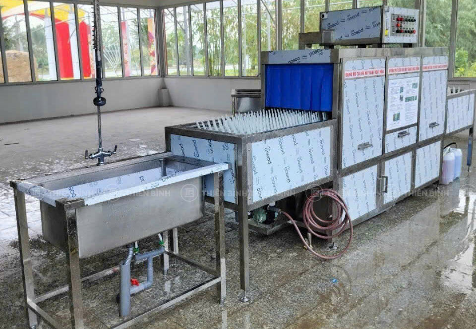 Máy rửa bát băng chuyền TB-616 2