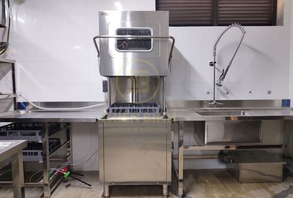 Máy rửa bát công nghiệp Dolphin DW-4000 Series 2 Hệ thống rửa bát gồm máy Dolphin DW-4000 Series