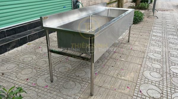 Chậu rửa đôi inox công nghiệp có thành sau 4 Hình ảnh thực tế chậu rửa đôi inox công nghiệp có thành sau
