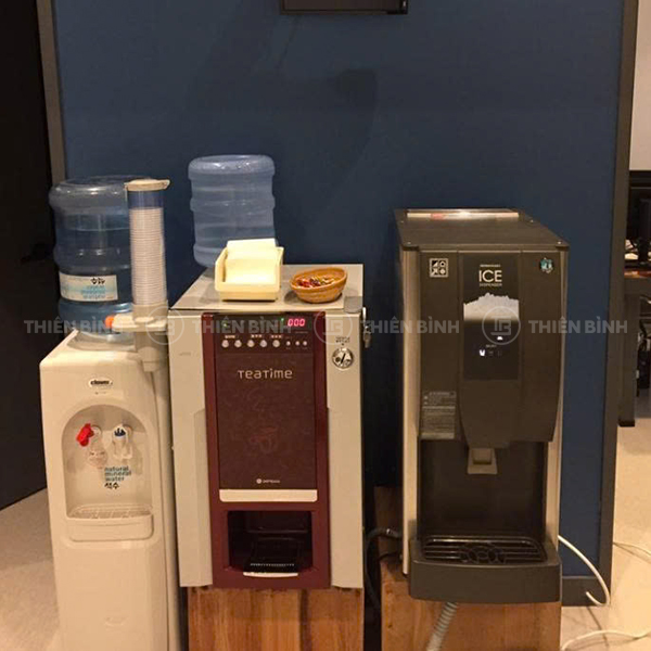 Máy làm đá tự động Hoshizaki DCM-120KE 4 Máy làm đá tự động Hoshizaki DCM-120KE kích thước nhỏ gọn