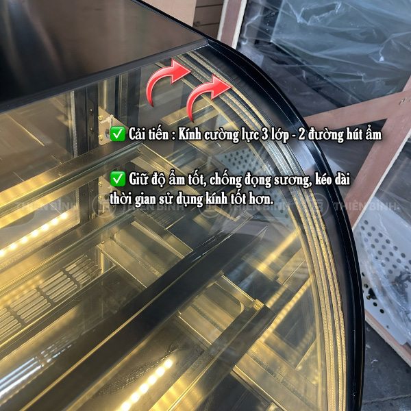 Tủ bánh mini kính cong để bàn 70 cm Snow Village GB-100 17 Kính của tủ bánh Snow Village GB-100