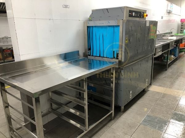 Máy rửa bát băng chuyền Fagor CCO-120-R-CW 3 Máy rửa bát băng chuyền Fagor CCO-120-R-CW đầu ra