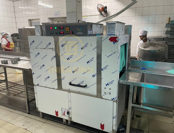 Máy rửa bát băng chuyền Dolphin DRC-1E 3 Máy rửa chén Dolphin DRC-1E