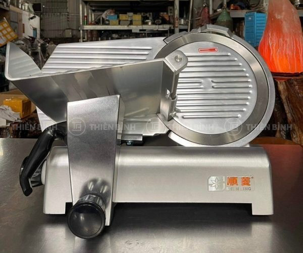 Máy thái, cắt thịt đông lạnh bán tự động SL ES-250 2 Máy thái, cắt thịt đông lạnh bán tự động SL ES-250