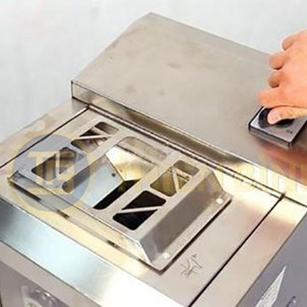 Máy thái thịt tươi sống DQ-8 5 Máy thái thịt tươi sống DQ-8 - Hình ảnh 5