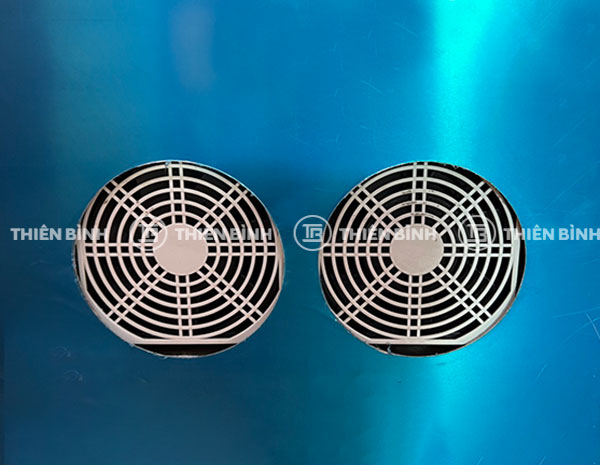 Tủ bánh mini để bàn 90cm kính vuông Snow Village GB-120V 17 Quạt đối lưu của tủ Snow Village GB-120V