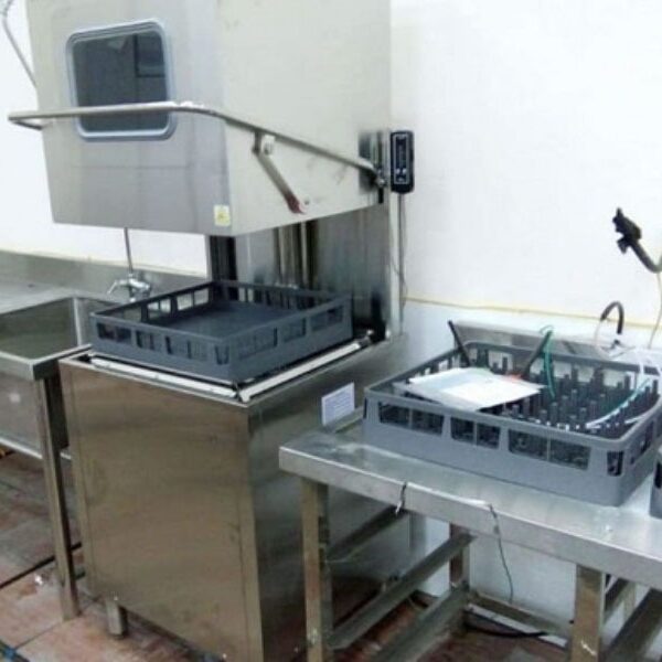 Máy rửa bát công nghiệp Dolphin DW 3280S 3