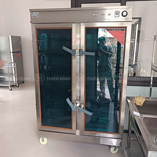 Tủ sấy chén bát công nghiệp 2 cánh kính (1 lớp inox) 2 Tủ sấy chén bát công nghiệp 2 cánh kính (1 lớp inox) - Hình ảnh 2
