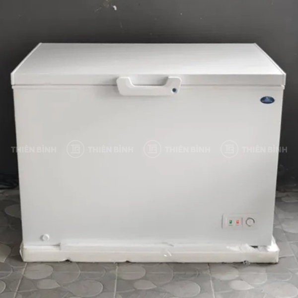 Tủ đông nằm Sanden SCF-0365 2 tủ đông nằm Sanden SCF-0365