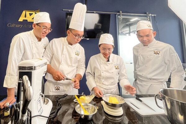 Thiết kế bếp bánh & Bếp âu trường AZ Careers & Training