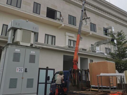 Cung cấp máy rửa bát băng chuyền Dolphin cho nhà hàng tiệc cưới