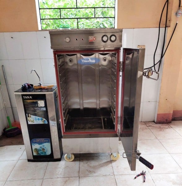 Cung cấp thiết bị nhà bếp cho Trung tâm Bảo trợ Xã hội tỉnh Bắc Kạn 4 Tủ cơm Thiên Bình cung cấp cho trung tâm