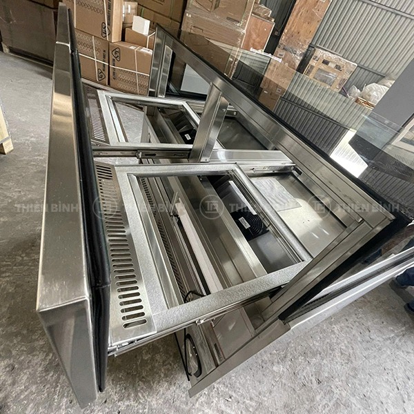 Tủ trưng bày bánh 1m2 kính vuông Berjaya RDS-M-12 4 Ngăn kéo Tủ trưng bày bánh 1m2 kính vuông Berjaya RDS-M-12