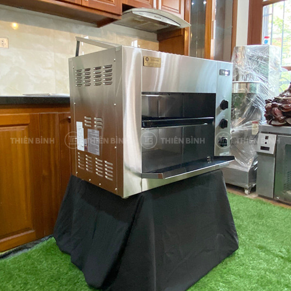 Lò nướng Salamander gas 3 họng Rinnai RSB-923N 2 Lò nướng Rinnai RSB-923N