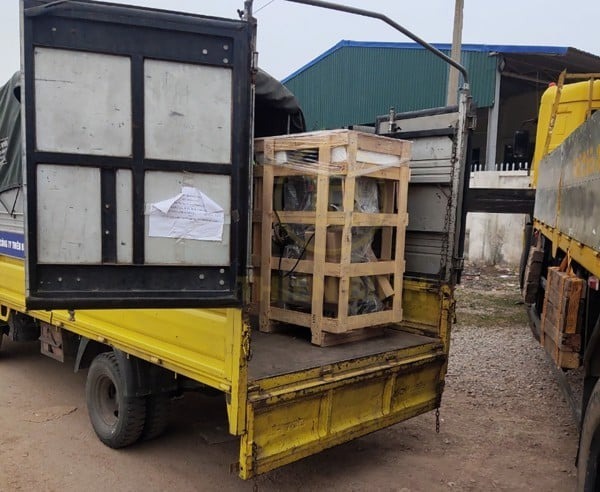 Giao máy trộn bột 60 lít Berjaya cho nhà máy Gia Quảng Phát 3 Máy trộn bột 60 lít berjaya được giao nguyên đai, nguyên kiện